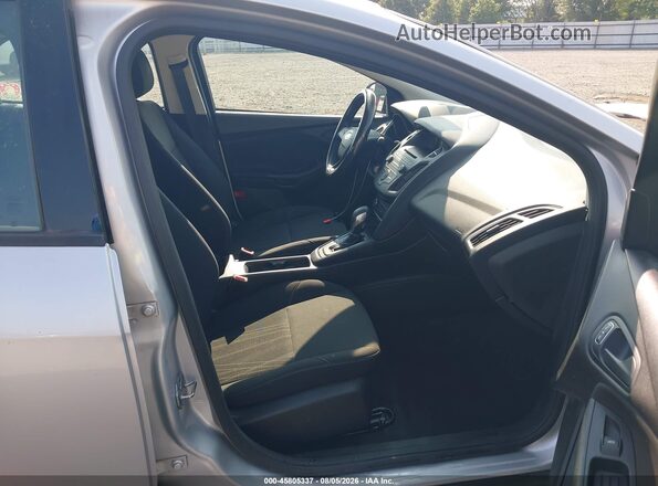 1FADP3E23GL355929 2016 FORD FOCUS Silver Widok wnętrza z przodu