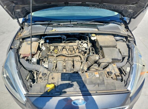 1FADP3E24HL332483 2017 FORD FOCUS Gray Rear interior view