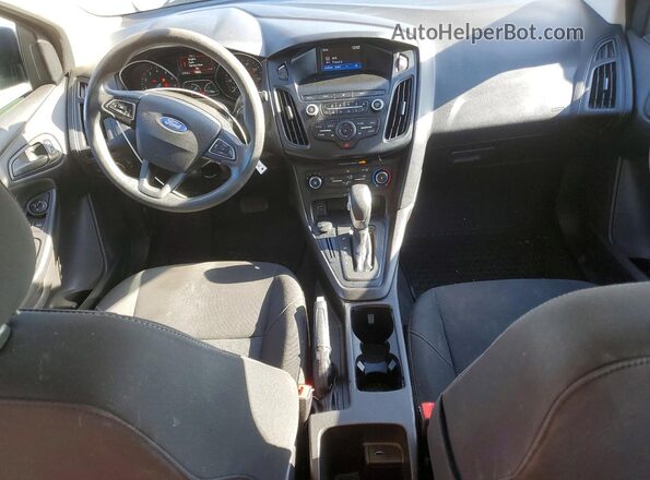 1FADP3E25JL288046 2018 FORD FOCUS Silver Вид панелі приладів