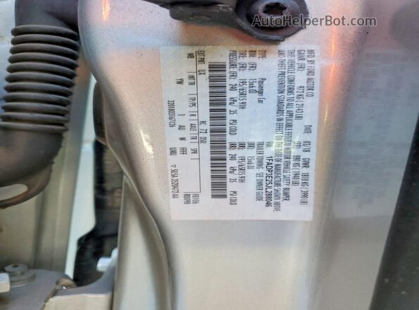 1FADP3E25JL288046 2018 FORD FOCUS Silver Вид підкапотного простору