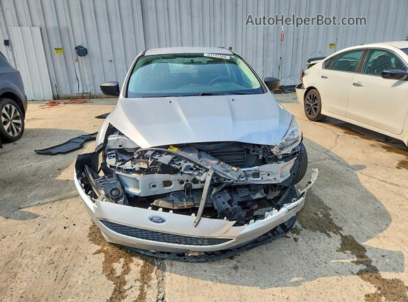 1FADP3E26HL335675 2017 FORD FOCUS Silver Вид спереду