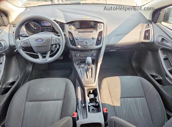 1FADP3E26HL335675 2017 FORD FOCUS Silver Вид панелі приладів