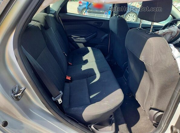 1FADP3E27GL211722 2016 FORD FOCUS Gray Vista de los asientos traseros