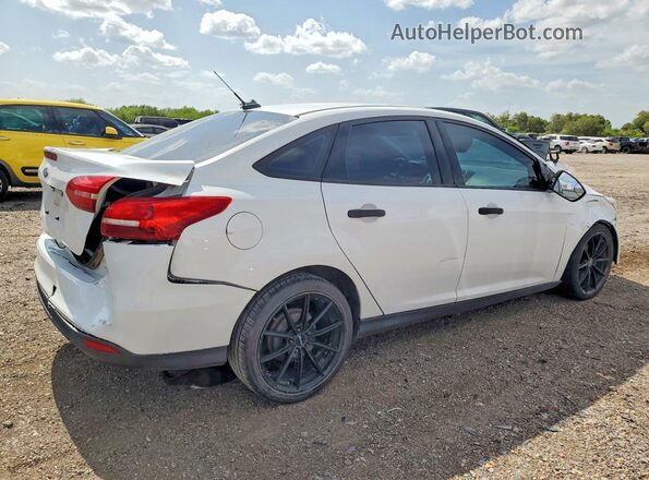 1FADP3E28HL214081 2017 FORD FOCUS White Rear right