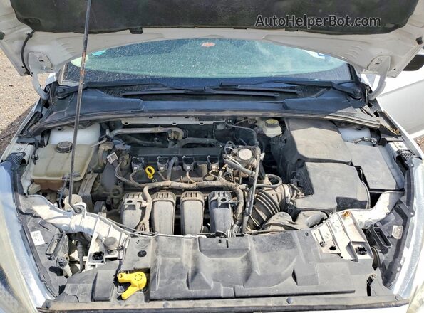 1FADP3E28HL214081 2017 FORD FOCUS White Rear interior view