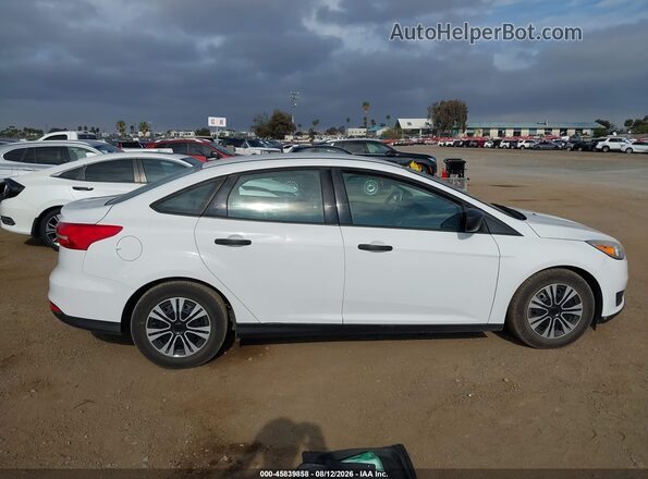 1FADP3E28JL278885 2018 FORD FOCUS White Սալոնի հետևի տեսք
