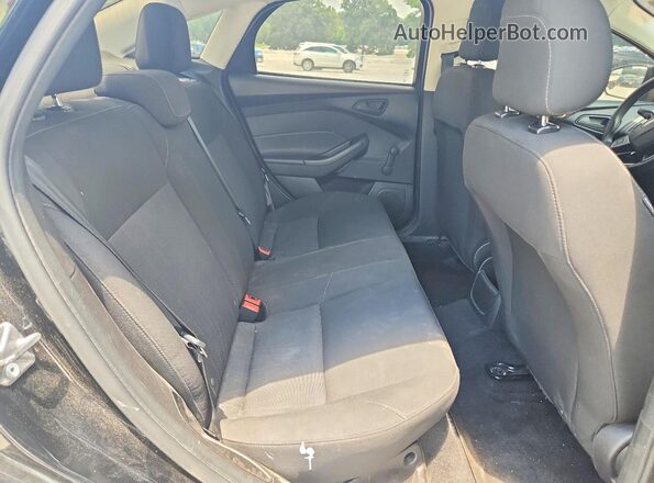 1FADP3E29GL331330 2016 FORD FOCUS Черный Вид задних сидений