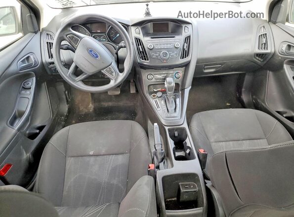 1FADP3E29HL270076 2017 FORD FOCUS Silver Առջևի վահանակի տեսք