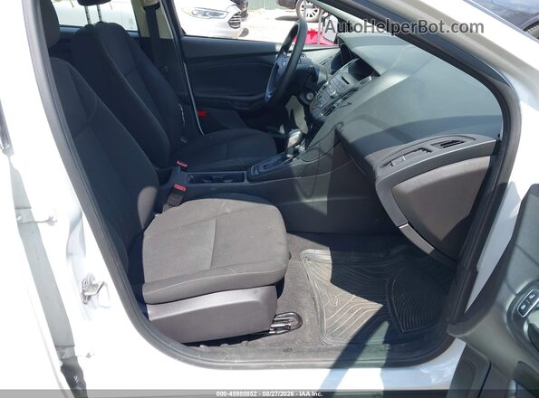 1FADP3E2XGL329750 2016 FORD FOCUS White წინა სალონის ხედი