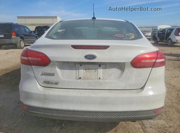 1FADP3E2XHL284312 2017 FORD FOCUS White უკანა ხედი