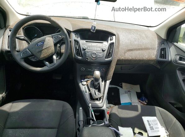 1FADP3F20GL347981 2016 FORD FOCUS White Widok deski rozdzielczej