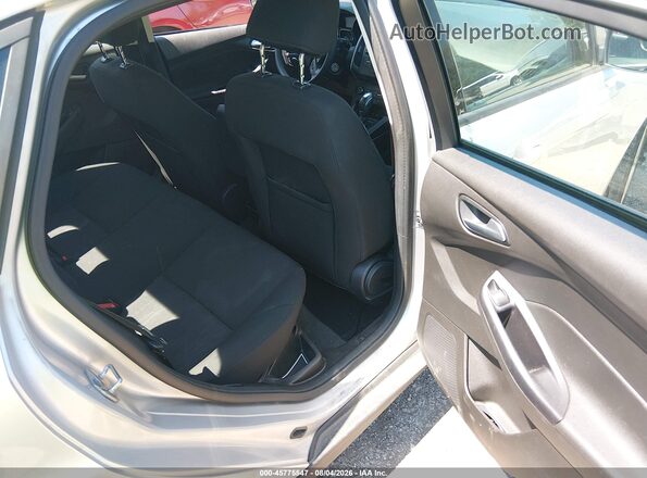 1FADP3F20GL365848 2016 FORD FOCUS Серебряный Вид наклейки с VIN-кодом