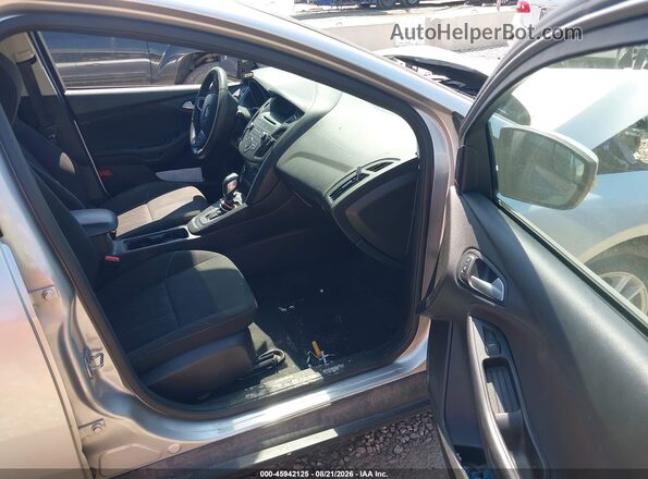 1FADP3F20GL403899 2016 FORD FOCUS Silver Սալոնի դիմացի տեսք