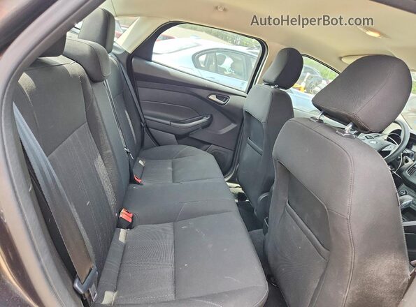1FADP3F20HL234159 2017 FORD FOCUS Gray Vista de los asientos traseros