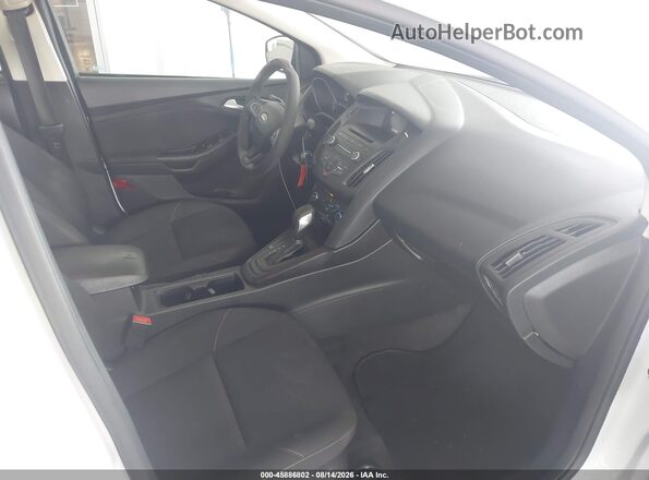 1FADP3F20HL246439 2017 FORD FOCUS White Սալոնի դիմացի տեսք