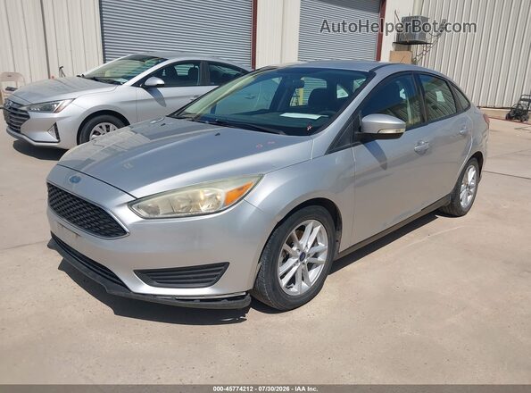 1FADP3F20HL288433 2017 FORD FOCUS Silver Передня ліва чверть
