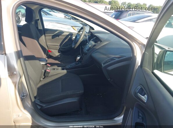 1FADP3F20JL265420 2018 FORD FOCUS Gold Вид салону спереду
