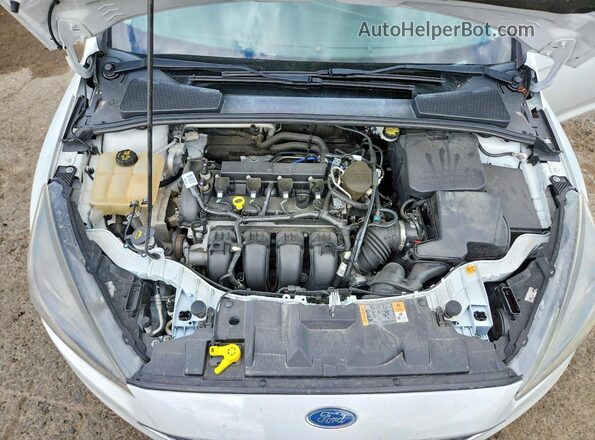 1FADP3F21GL209382 2016 FORD FOCUS White Vista interior trasera
