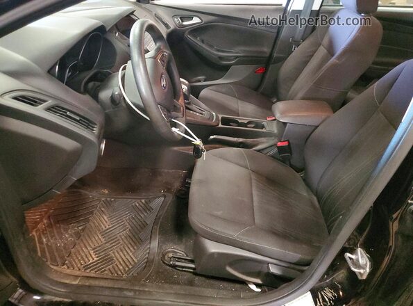 1FADP3F21GL339176 2016 FORD FOCUS Черный Вид салона спереди