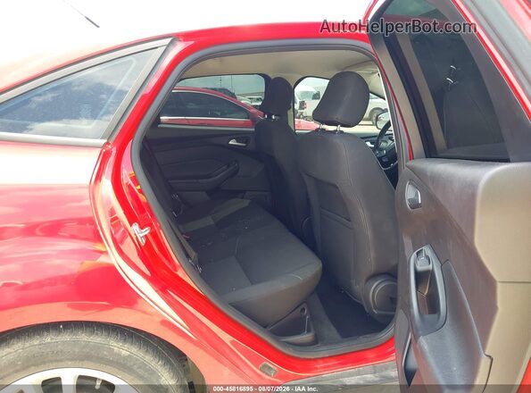 1FADP3F21GL404530 2016 FORD FOCUS Red VIN կոդի պիտակի տեսք