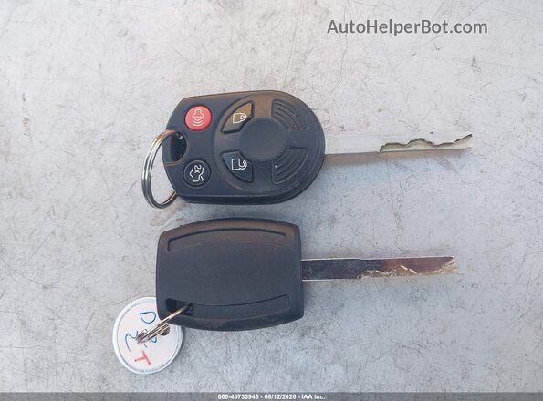1FADP3F21HL222523 2017 FORD FOCUS Red Вид панелі приладів