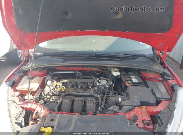 1FADP3F21HL222523 2017 FORD FOCUS Red Вид ззаду