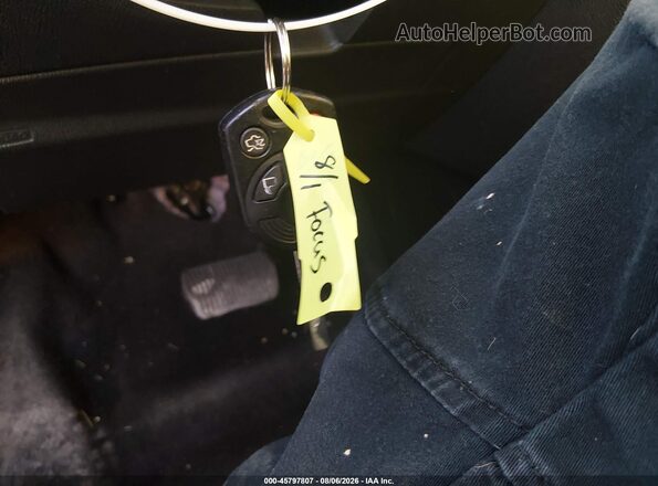 1FADP3F21HL330544 2017 FORD FOCUS Gray Widok deski rozdzielczej