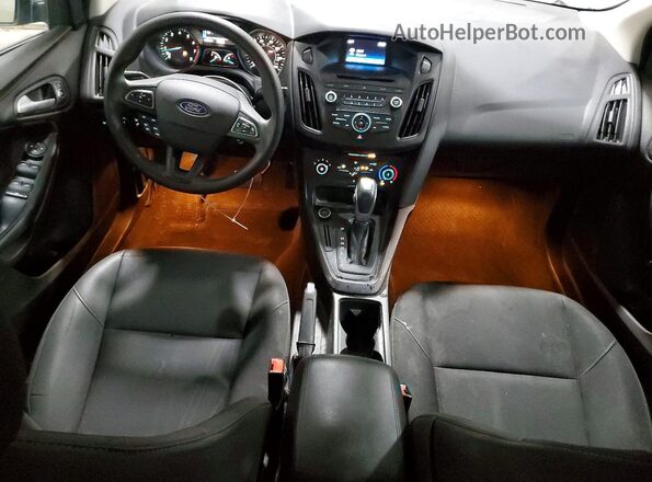 1FADP3F22GL288349 2016 FORD FOCUS Бежевый Вид панели приборов