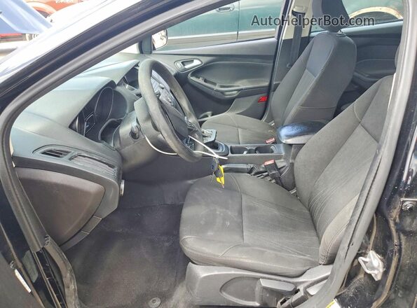 1FADP3F22HL294265 2017 FORD FOCUS Черный Вид салона спереди