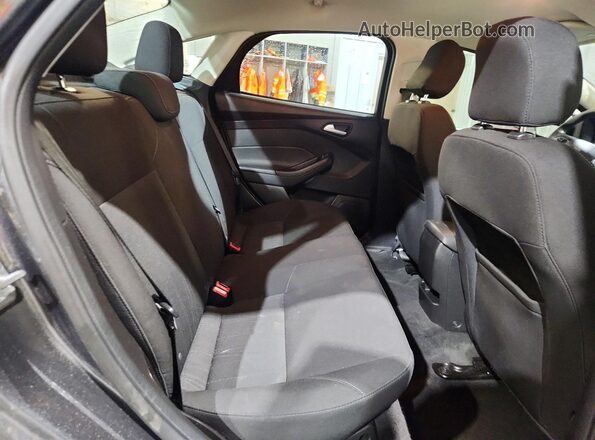 1FADP3F22HL297439 2017 FORD FOCUS Gray Vista de los asientos traseros