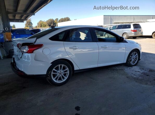 1FADP3F22HL315888 2017 FORD FOCUS White Front view