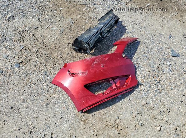 1FADP3F22HL327247 2017 FORD FOCUS Red Engine compartment view