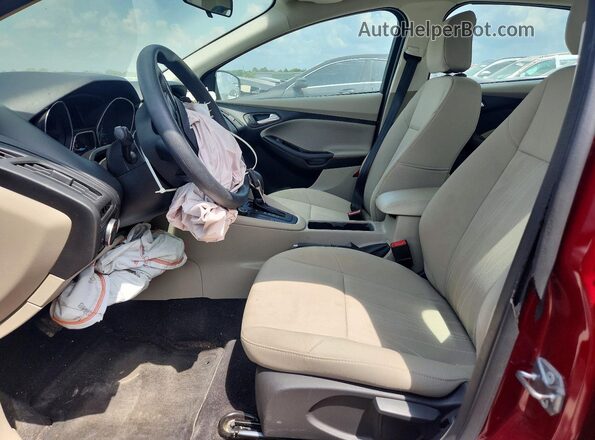 1FADP3F22HL327247 2017 FORD FOCUS Red Front interior view