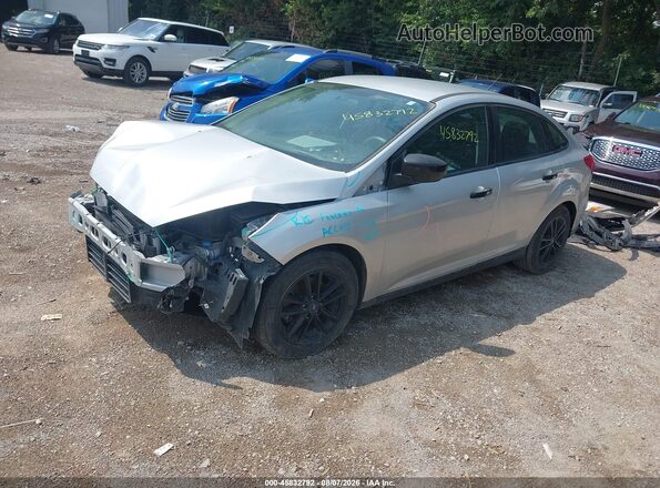 1FADP3F22JL224898 2018 FORD FOCUS Silver Передня ліва чверть