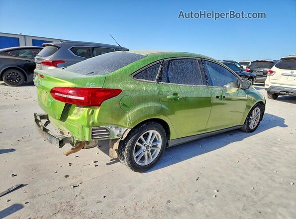 1FADP3F22JL240258 2018 FORD FOCUS Green Rear right