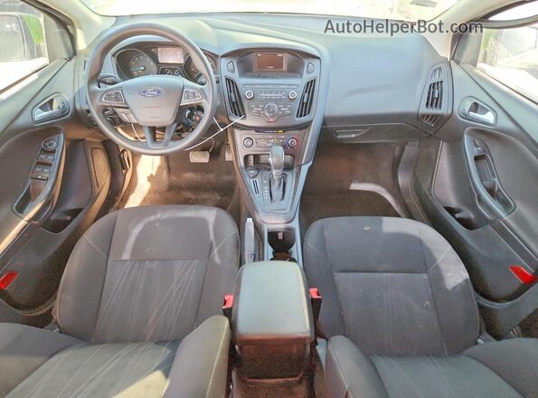 1FADP3F22JL240258 2018 FORD FOCUS Green Dashboard view