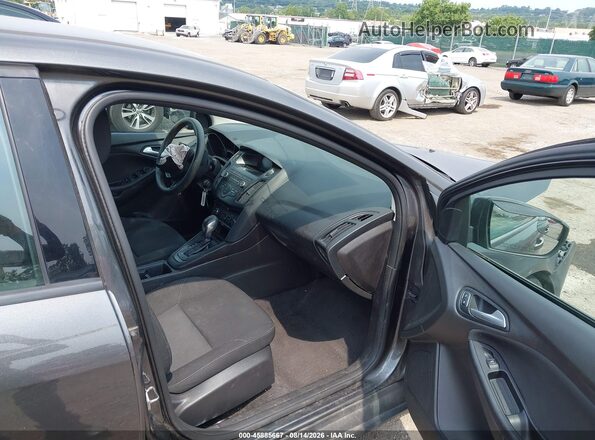 1FADP3F22JL250210 2018 FORD FOCUS Gray Widok wnętrza z przodu