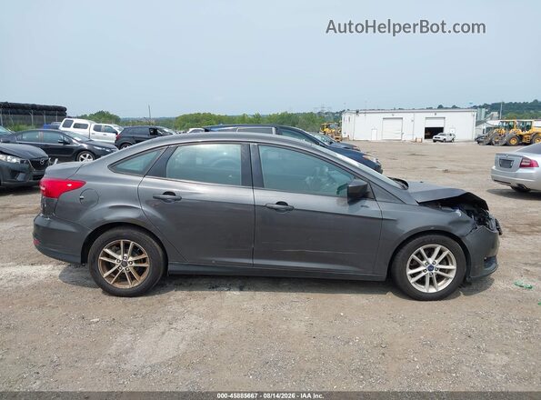 1FADP3F22JL250210 2018 FORD FOCUS Gray Widok wnętrza z tyłu