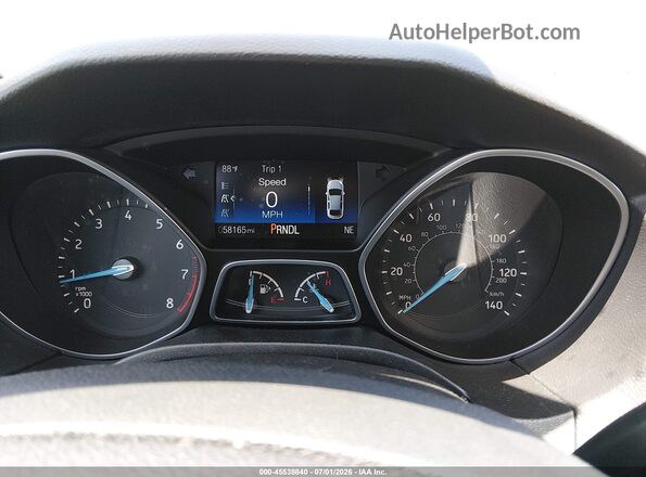 1FADP3F22JL328565 2018 FORD FOCUS Серебряный Вид задних сидений