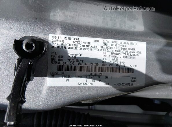1FADP3F22JL328565 2018 FORD FOCUS Серебряный Вид подкапотного пространства