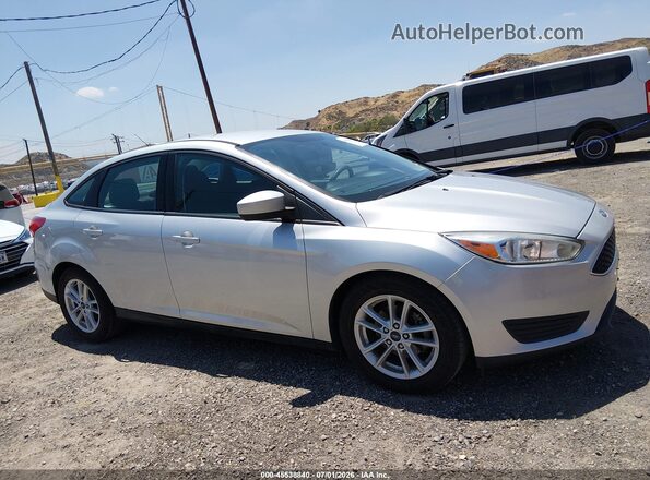 1FADP3F22JL328565 2018 FORD FOCUS Серебряный 