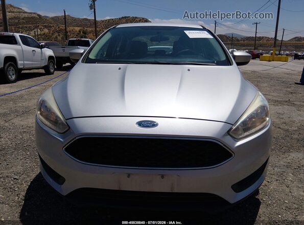 1FADP3F22JL328565 2018 FORD FOCUS Серебряный 