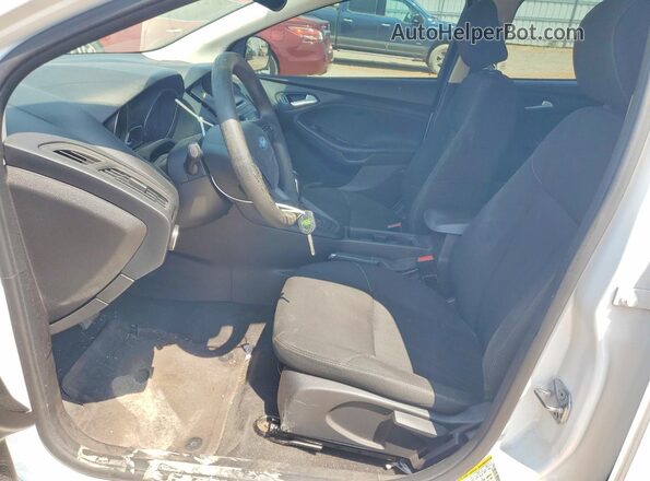 1FADP3F23GL204295 2016 FORD FOCUS White Սալոնի դիմացի տեսք