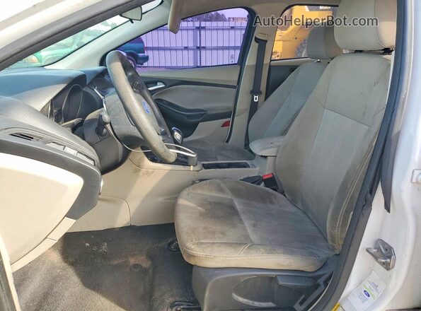 1FADP3F23GL241699 2016 FORD FOCUS White წინა სალონის ხედი
