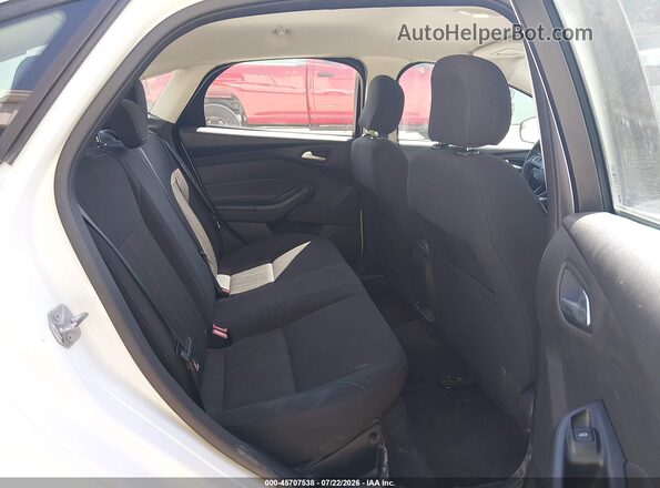 1FADP3F23GL340975 2016 FORD FOCUS White Widok naklejki z numerem VIN