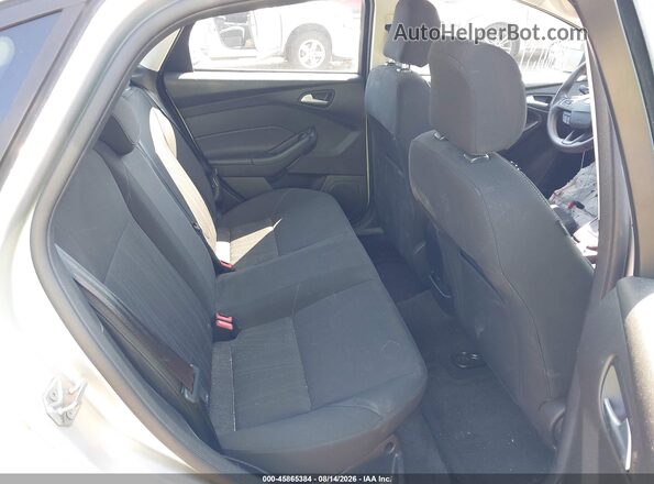 1FADP3F23GL375502 2016 FORD FOCUS Silver VIN sticker view