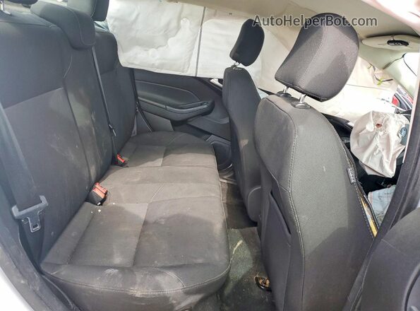 1FADP3F23GL399640 2016 FORD FOCUS White Հետևի նստատեղերի տեսք