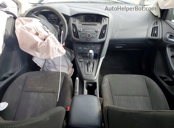 1FADP3F23GL399640 2016 FORD FOCUS White Առջևի վահանակի տեսք