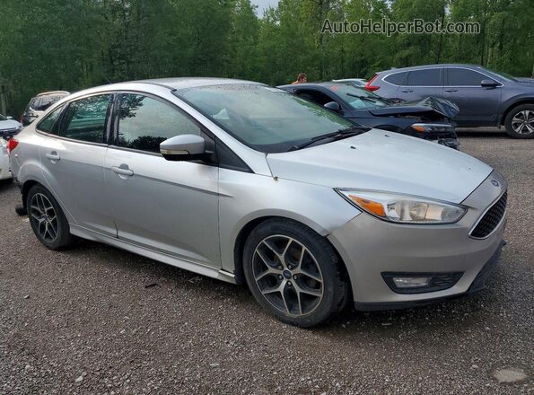 1FADP3F23HL255846 2017 FORD FOCUS Серебряный Передняя правая четверть