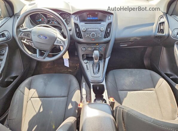 1FADP3F23HL294758 2017 FORD FOCUS Silver Vista del salpicadero